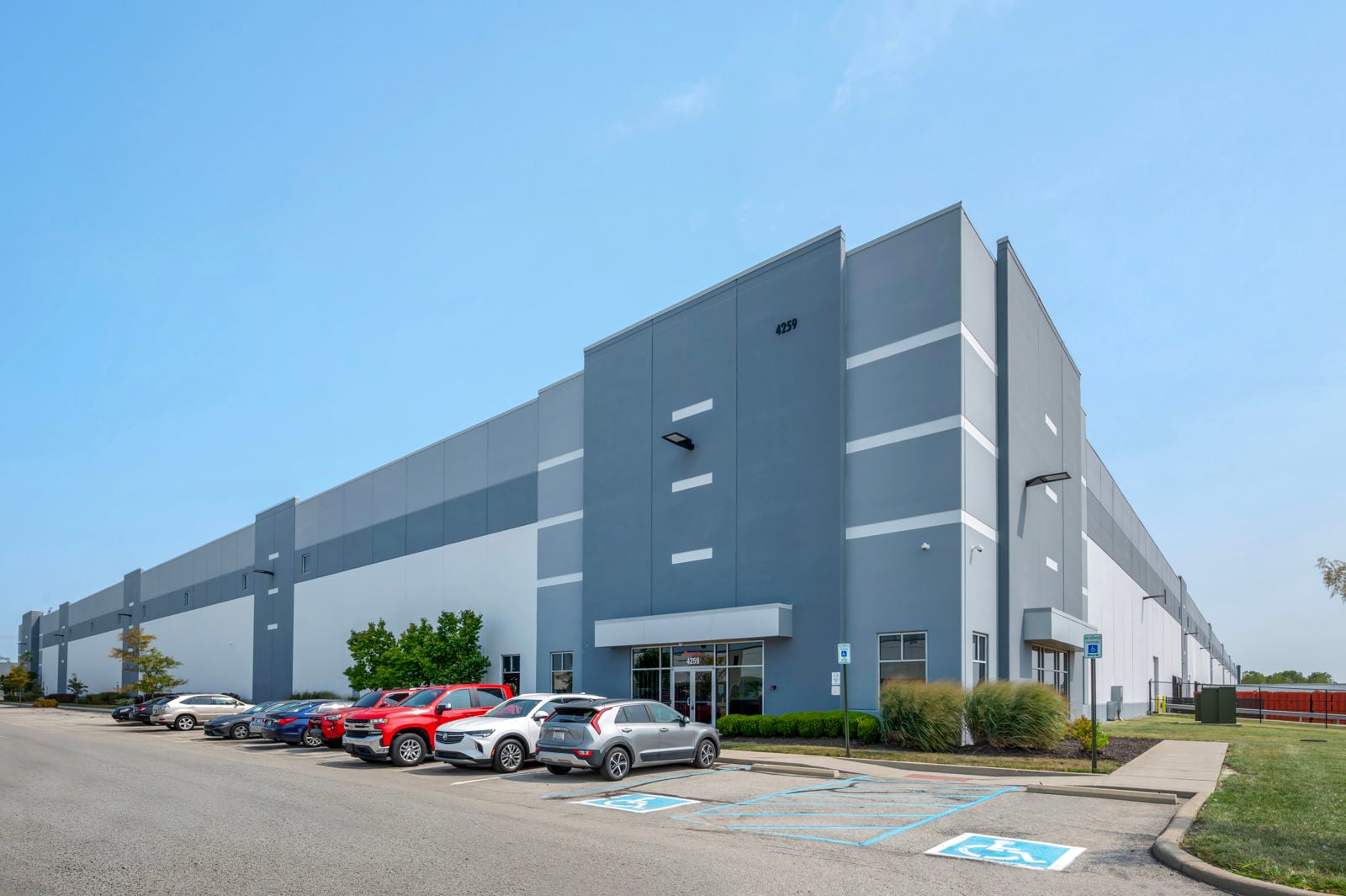 CBRE-AnsonLogCtr-Bldg8A-CS3_014