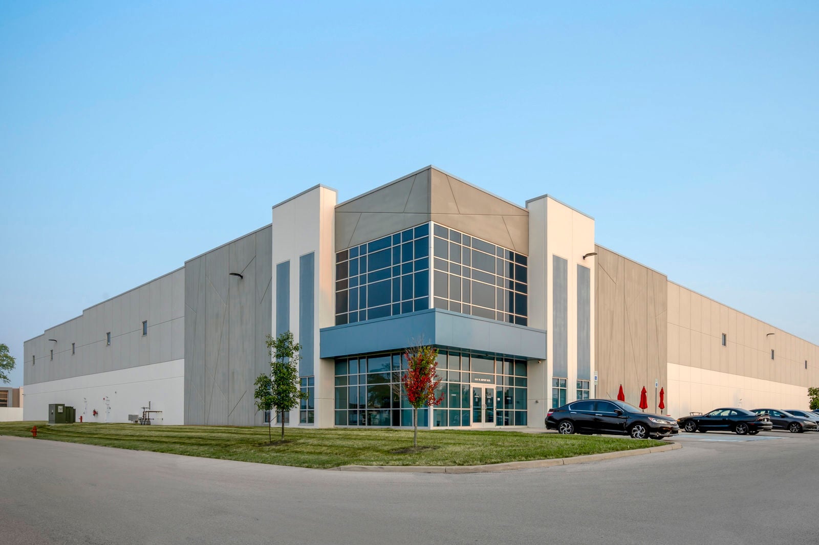 CBRE-6181WAirport-CS3_010