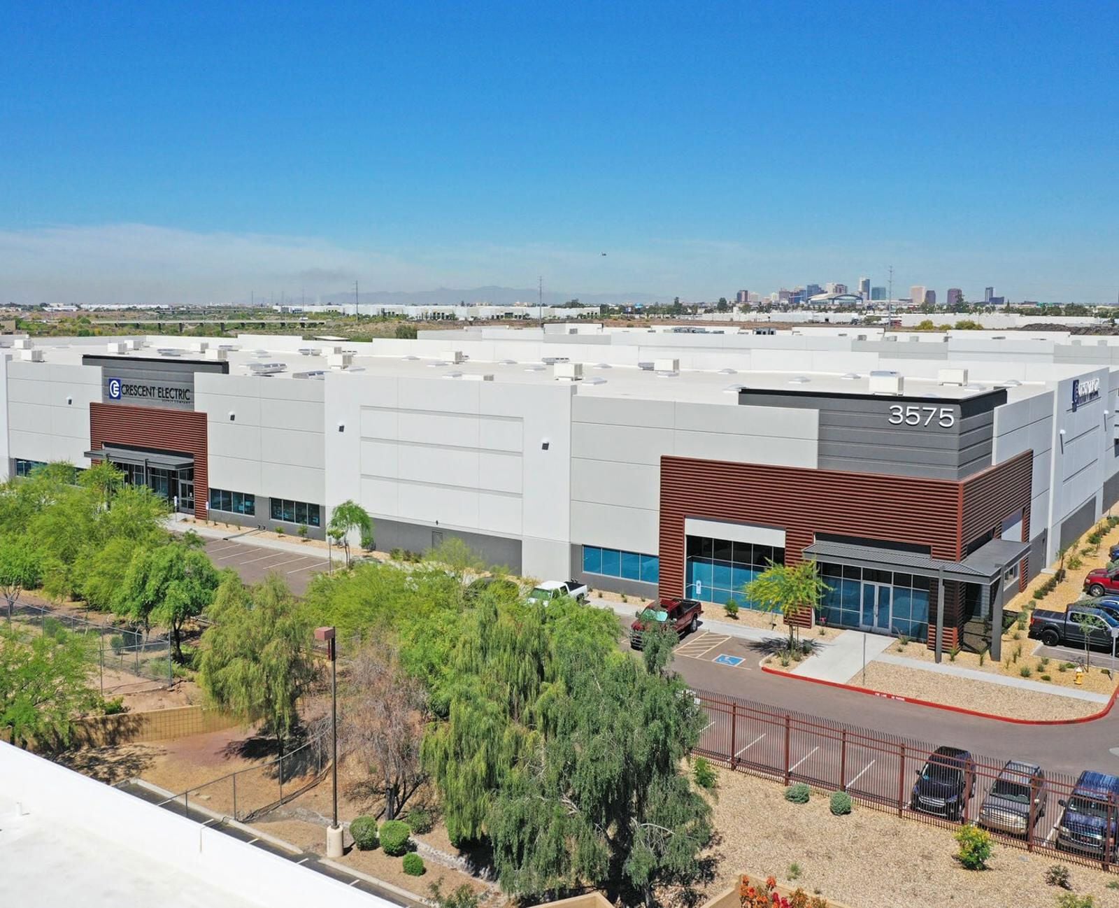 Freeway Logistics Center Bldg 2 - 3575 S 28th Street (Phoenix) (1) (003)